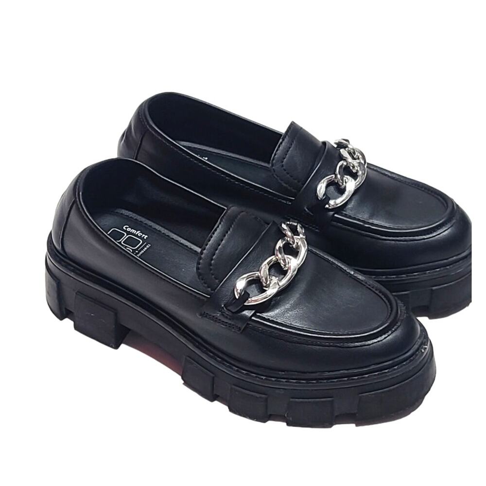 No Boundaries black platform clogs women's size 6
